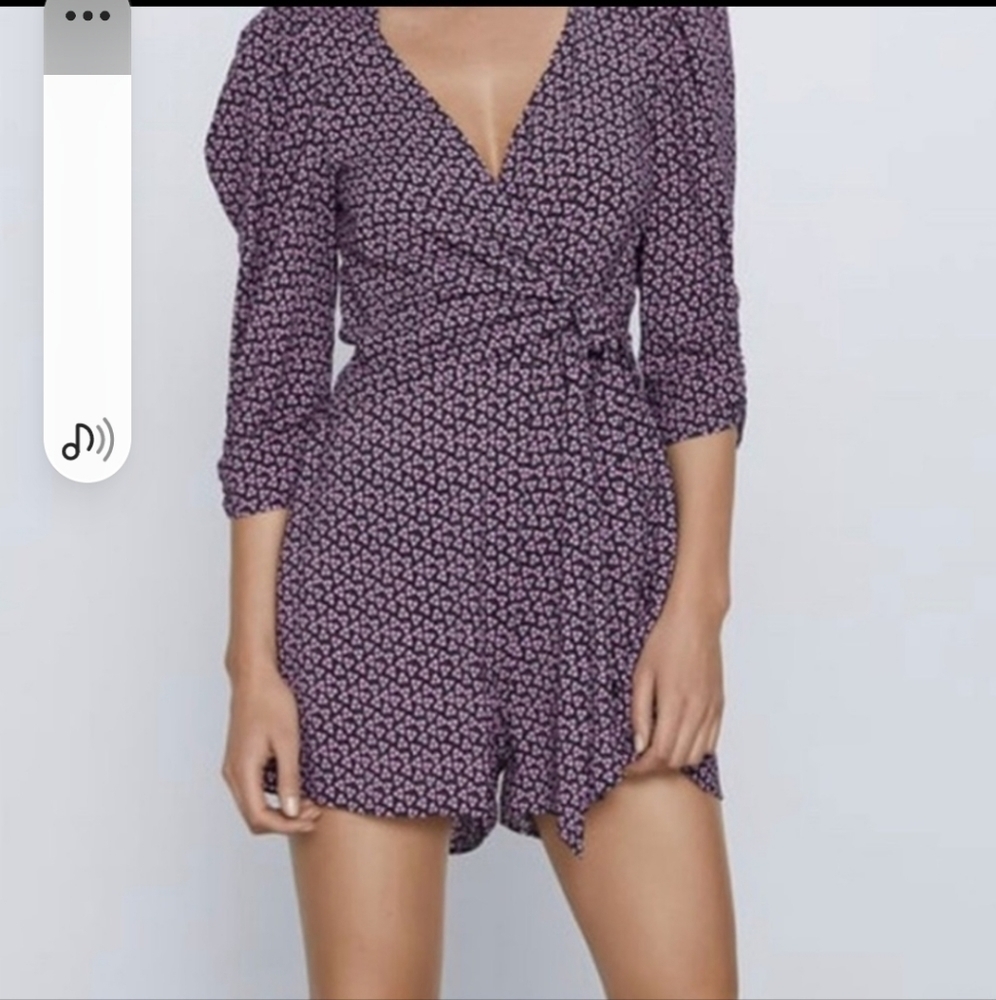 Nwt Zara 100% Viscose Black & Purple Floral Romper